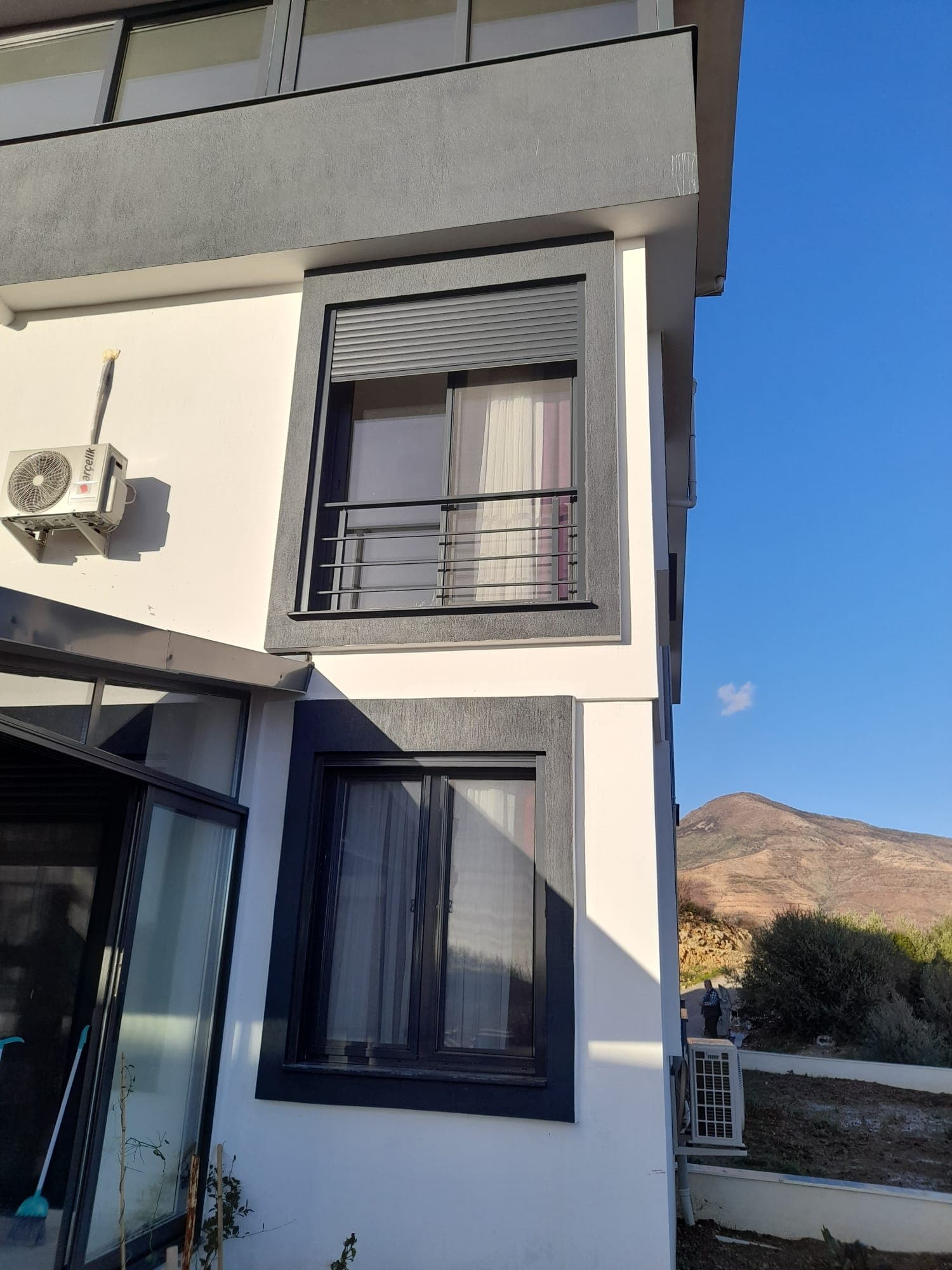 Ürkmez motorlu panjur sistemi Ürkmez motorlu panjur sistemi - İzmir Bornova Panjur projesi | Günsan Alüminyum